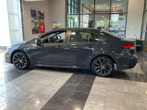 More photos of 2023 Toyota Corolla Hybrid SE at Jay Wolfe Toyota, MO
