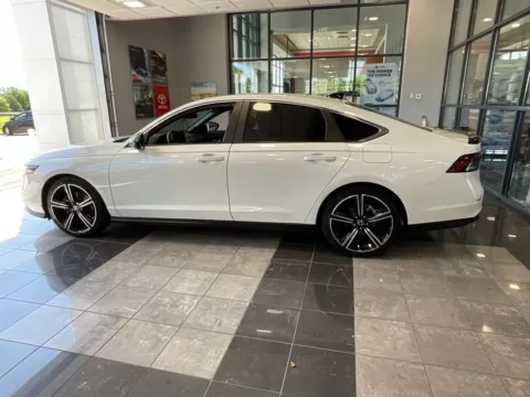 More photos of 2025 Honda Accord Hybrid Sport at Jay Wolfe Toyota, MO