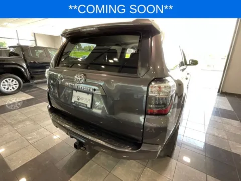 More photos of 2018 Toyota 4Runner SR5 Premium at Jay Wolfe Toyota, MO