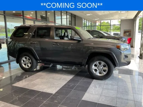 Gray 2018 Toyota 4Runner SR5 Premium for sale in Kansas City, MO