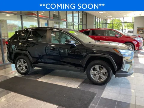 Black 2025 Toyota RAV4 Hybrid XLE for sale in Kansas City, MO