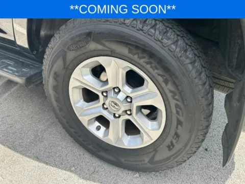 More photos of 2018 Toyota 4Runner SR5 at Jay Wolfe Toyota, MO