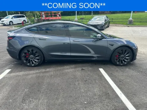 More photos of 2022 Tesla Model 3 Performance at Jay Wolfe Toyota, MO