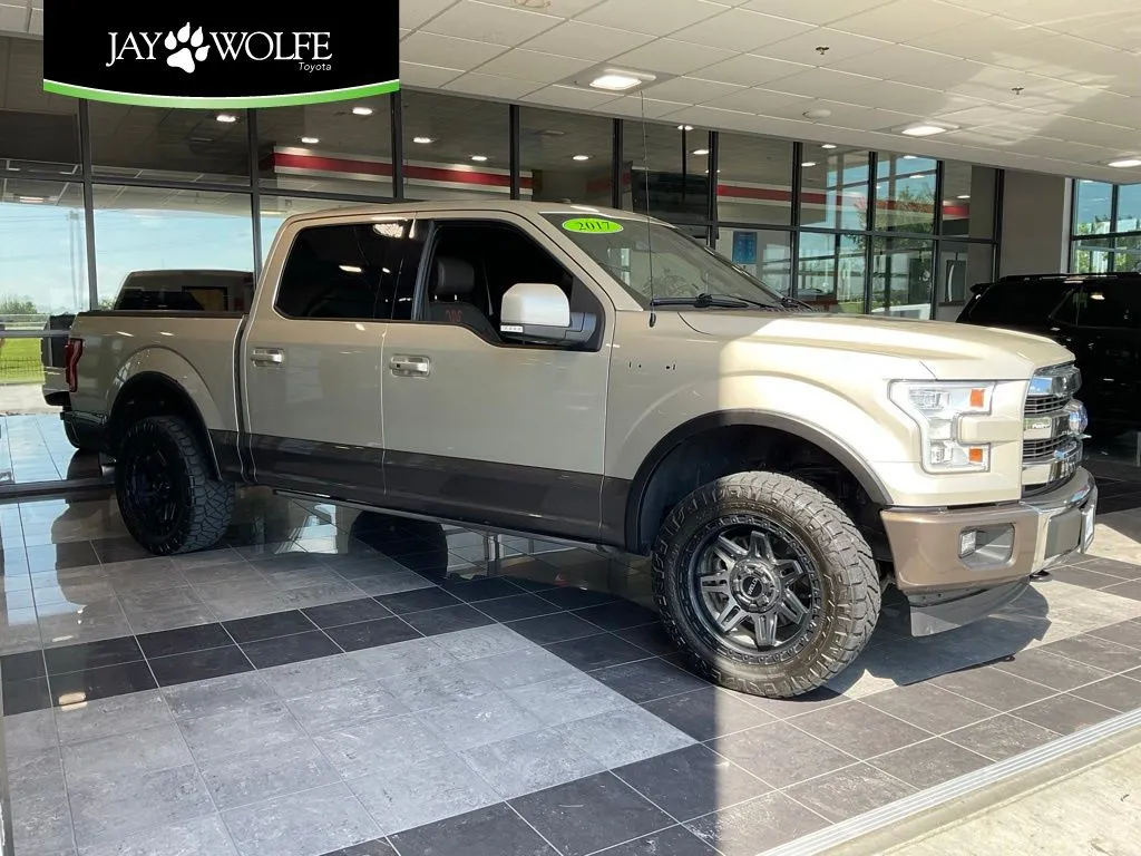 Black 2017 Ford F-150 King Ranch for sale in Kansas City, MO
