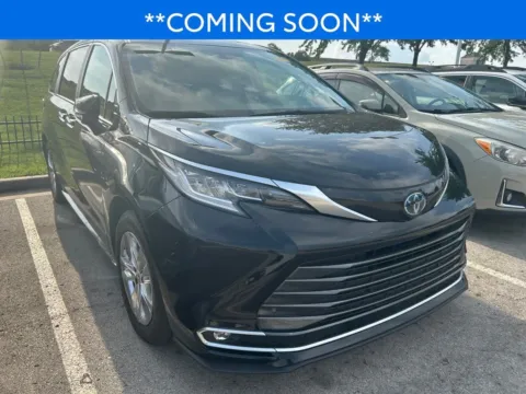 Another view of 2024 Toyota Sienna Limited for sale in Kansas City, MO at Jay Wolfe Toyota