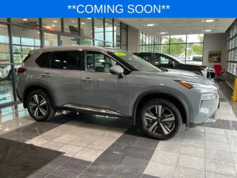 Gray 2023 Nissan Rogue SL for sale in Kansas City, MO