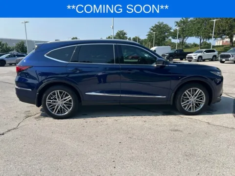 More photos of 2024 Acura MDX Advance at Jay Wolfe Toyota, MO