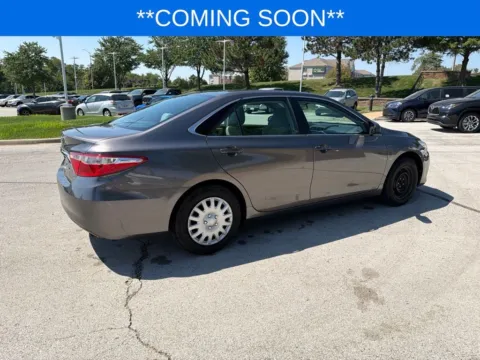 More photos of 2017 Toyota Camry LE at Jay Wolfe Toyota, MO