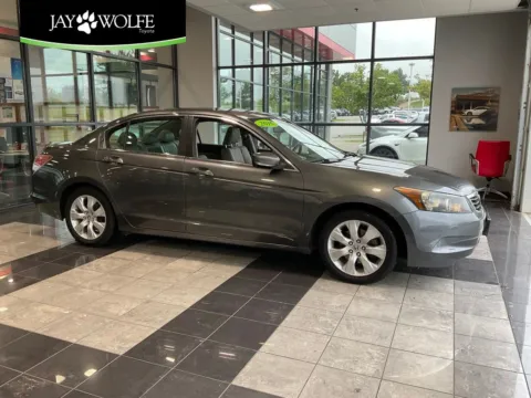 Gray 2010 Honda Accord EX-L for sale in Kansas City, MO