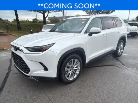 Unknown 2024 Toyota Grand Highlander Platinum for sale in Kansas City, MO