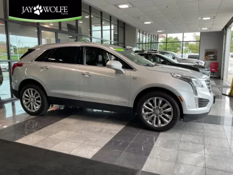 Silver 2019 Cadillac XT5 Premium Luxury for sale in Kansas City, MO