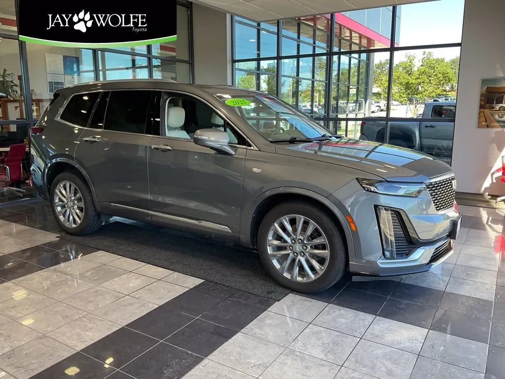 Gray 2021 Cadillac XT6 Premium Luxury for sale in Kansas City, MO