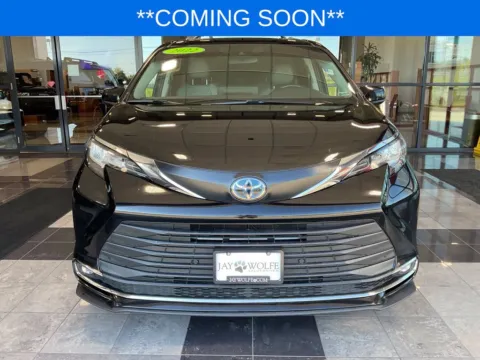 Photos of 2022 Toyota Sienna XLE for sale in Kansas City, MO at Jay Wolfe Toyota