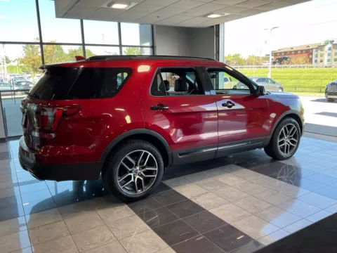More photos of 2016 Ford Explorer Sport at Jay Wolfe Toyota, MO