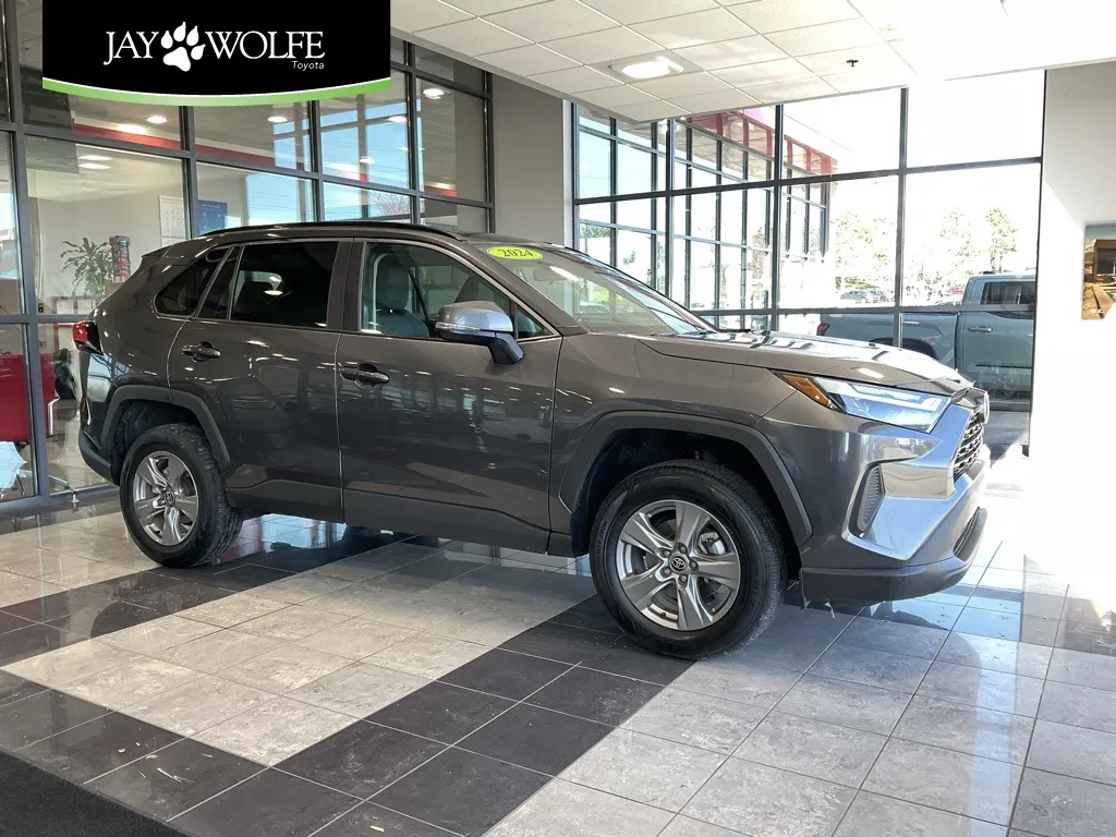 2024 Toyota RAV4 XLE for sale in Kansas City, MO