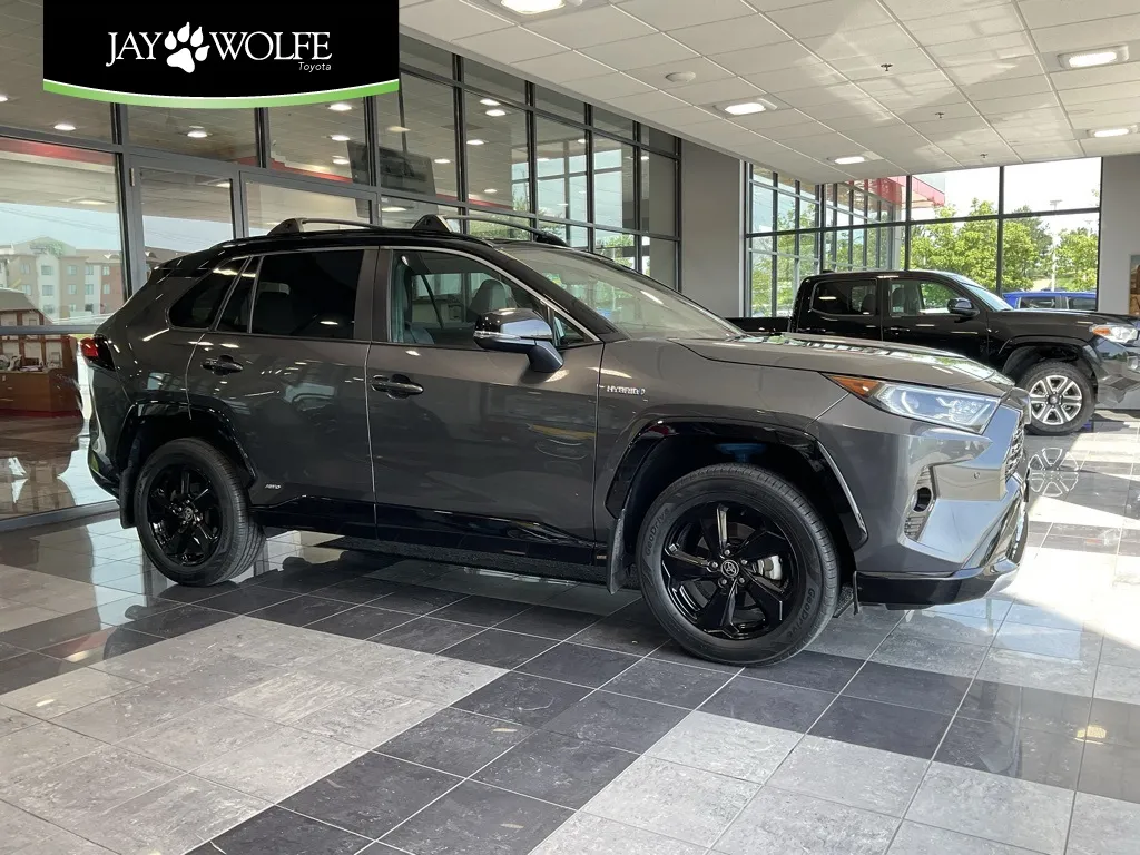 Used 2021 Toyota RAV4 Hybrid XSE for sale in Kansas City, MO at