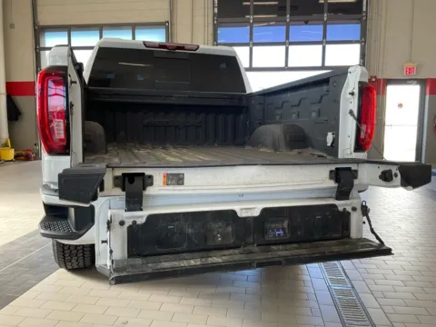 More photos of 2022 GMC Sierra 1500 AT4X at Jay Wolfe Toyota, MO