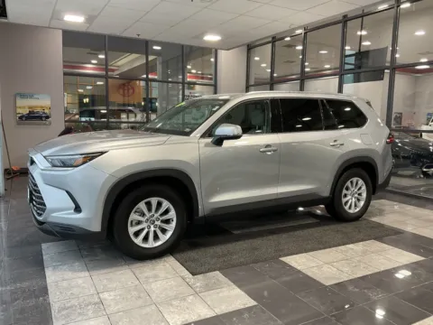 Another view of 2025 Toyota Grand Highlander XLE for sale in Kansas City, MO at Jay Wolfe Toyota