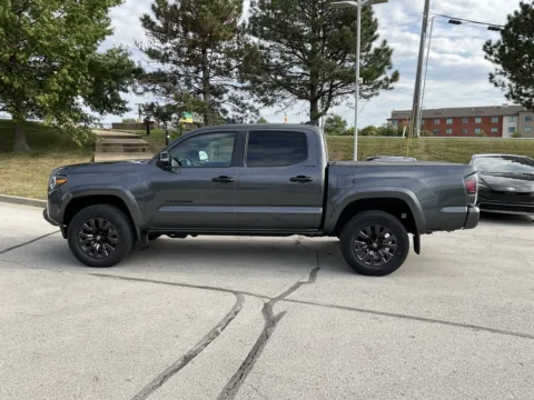 More photos of 2022 Toyota Tacoma Limited at Jay Wolfe Toyota, MO
