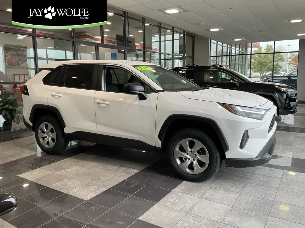 2023 Toyota RAV4 LE for sale in Kansas City, MO