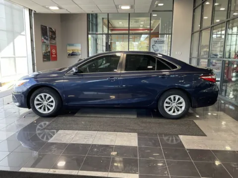 More photos of 2017 Toyota Camry LE at Jay Wolfe Toyota, MO