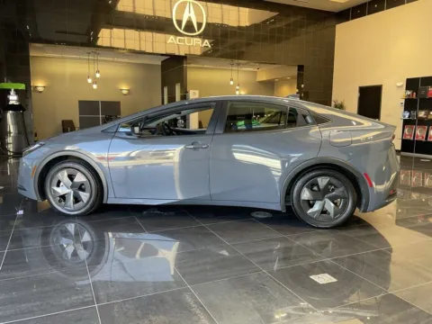 More photos of 2024 Toyota Prius Limited at Jay Wolfe Acura, MO