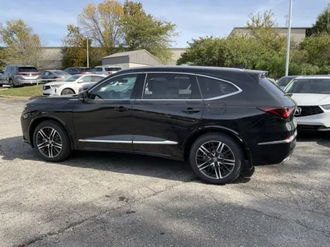 More photos of 2026 Acura MDX w/Advance Package at Jay Wolfe Acura, MO