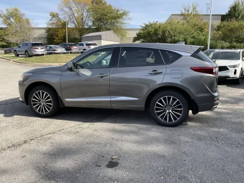 More photos of 2026 Acura RDX w/Advance Package at Jay Wolfe Acura, MO