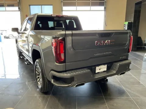 More photos of 2021 GMC Sierra 1500 AT4 at Jay Wolfe Acura, MO
