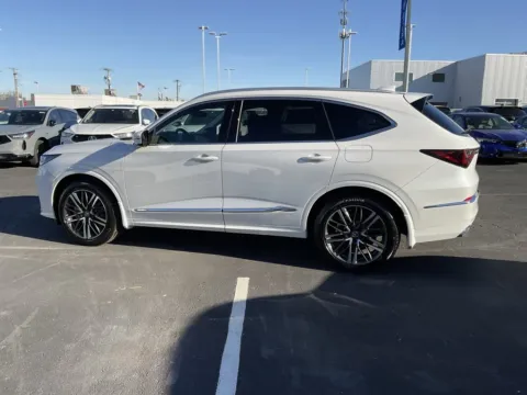 More photos of 2026 Acura MDX w/Advance Package at Jay Wolfe Acura, MO