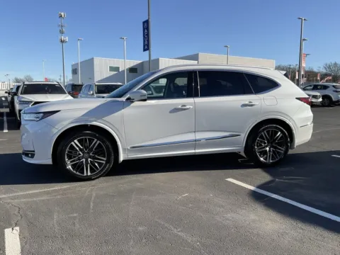 More photos of 2026 Acura MDX w/Advance Package at Jay Wolfe Acura, MO