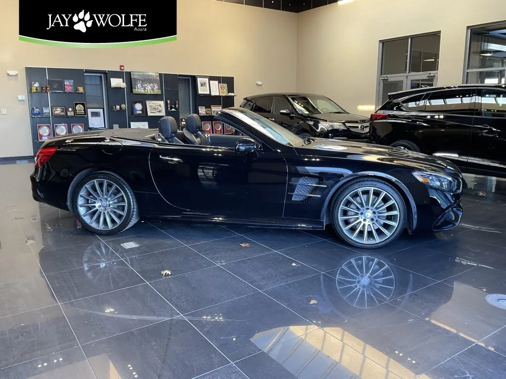 Black 2017 Mercedes-Benz SL 550 for sale in Kansas City, MO