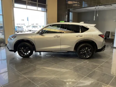 More photos of 2025 Acura ADX w/A-Spec Advance Package at Jay Wolfe Acura, MO
