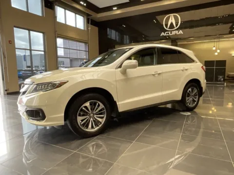 More photos of 2017 Acura RDX w/Advance Pkg at Jay Wolfe Acura, MO