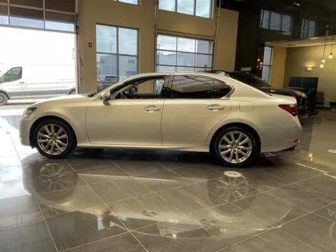 More photos of 2013 Lexus GS 350 at Jay Wolfe Acura, MO