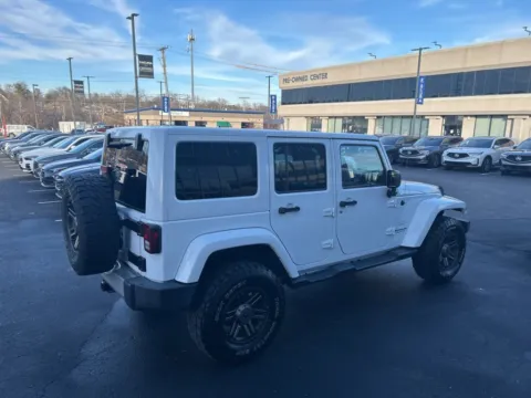 More photos of 2015 Jeep Wrangler Unlimited Sahara at Jay Wolfe Acura, MO