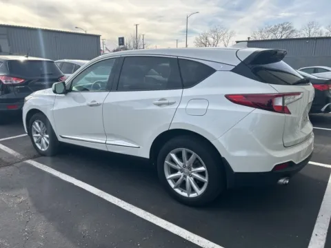 More photos of 2019 Acura RDX at Jay Wolfe Acura, MO