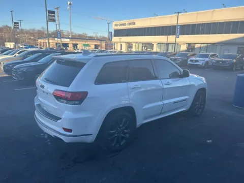 More photos of 2018 Jeep Grand Cherokee High Altitude at Jay Wolfe Acura, MO