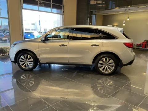 More photos of 2014 Acura MDX Tech Pkg at Jay Wolfe Acura, MO