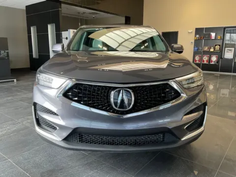 Photos of 2019 Acura RDX w/Technology Pkg for sale in Kansas City, MO at Jay Wolfe Acura