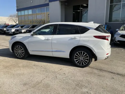 More photos of 2026 Acura RDX w/Advance Package at Jay Wolfe Acura, MO