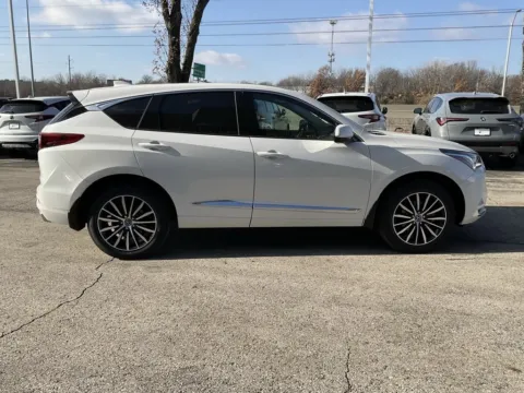 More photos of 2026 Acura RDX w/Advance Package at Jay Wolfe Acura, MO