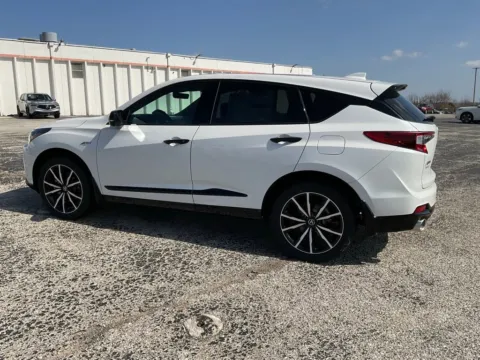 More photos of 2026 Acura RDX w/A-Spec Advance Package at Jay Wolfe Acura, MO