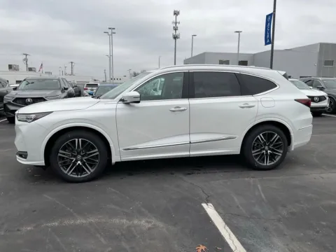 More photos of 2026 Acura MDX w/Advance Package at Jay Wolfe Acura, MO