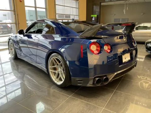 More photos of 2014 Nissan GT-R Premium at Jay Wolfe Acura, MO