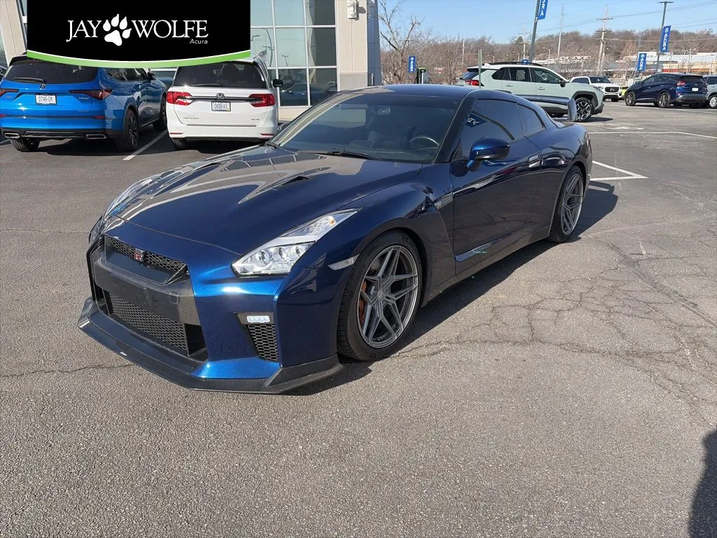 Blue 2014 Nissan GT-R Premium for sale in Kansas City, MO
