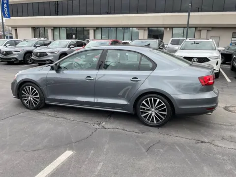 More photos of 2015 Volkswagen Jetta Sedan 1.8T Sport at Jay Wolfe Acura, MO
