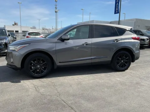 More photos of 2025 Acura RDX at Jay Wolfe Acura, MO