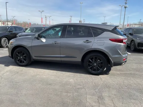 More photos of 2025 Acura RDX at Jay Wolfe Acura, MO