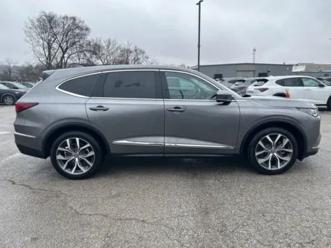 More photos of 2023 Acura MDX w/Technology Package at Jay Wolfe Acura, MO